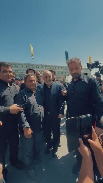 تصاویر آخرین حضور سردار سلامی در جمع زائران امام رضا(ع)