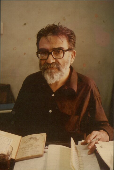 عبدالحسین حائری؛ شوالیه بیزره کتابها