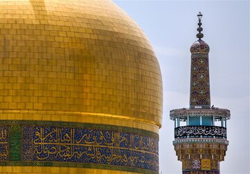 شاعر اهل سنتی که اولین شعر فارسی را به امام رضا(ع) تقدیم کرد شاعر اهل سنتی که اولین شعر فارسی را به امام رضا(ع) تقدیم کرد