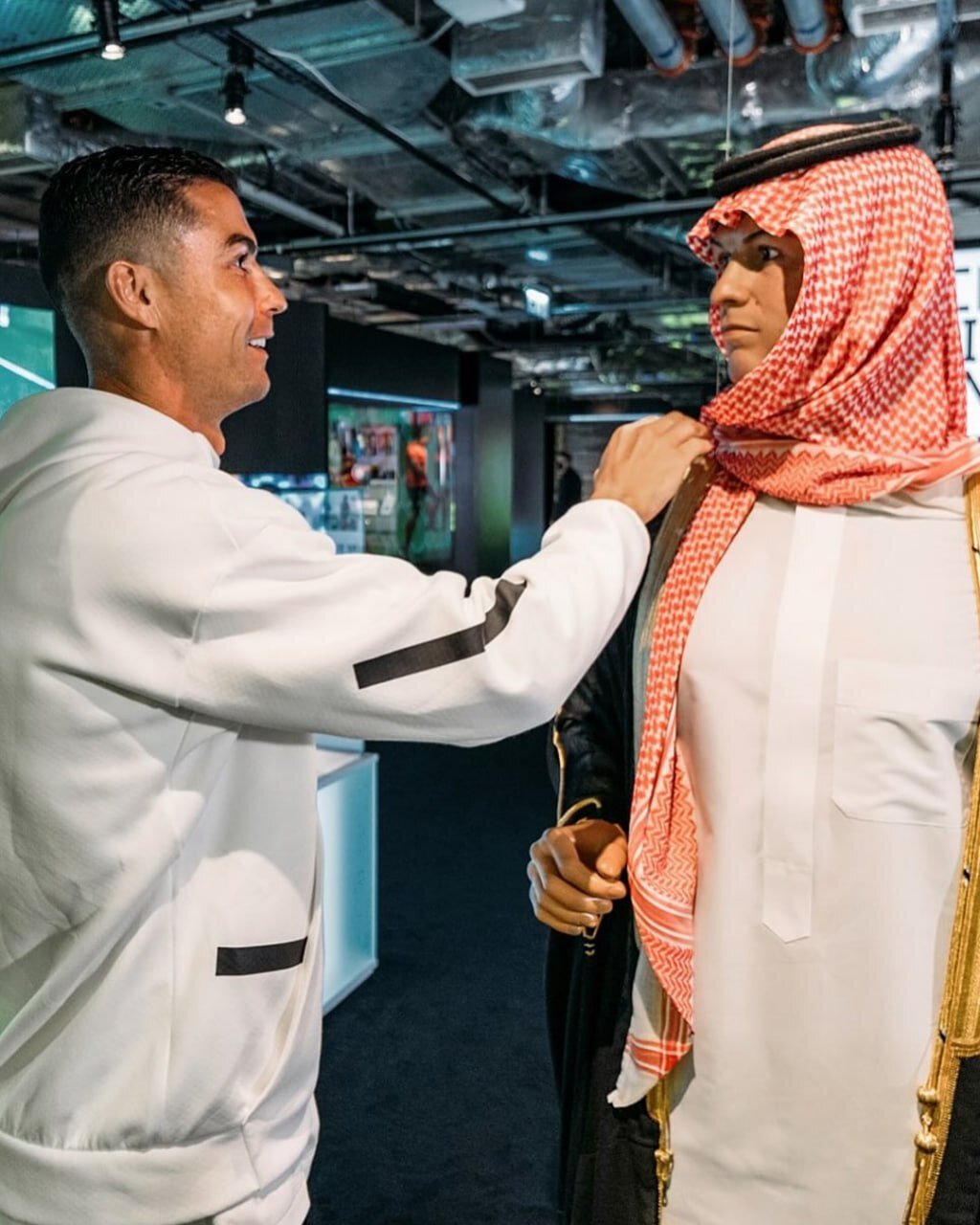 عکس| رونالدو در موزه CR7؛ خودت را از نزدیک ببین!