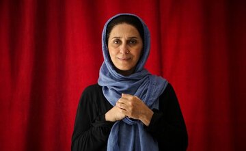 مرور 25 سال خاطره در یک شب / پوستری به سبک کلاسیک اطلاعیههای نمایشی