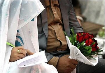 آمار تجرد قطعی اعلام شد / 14 درصد از زنان و 4 درصد از مردان بالای 45 سال هرگز ازدواج نکردهاند