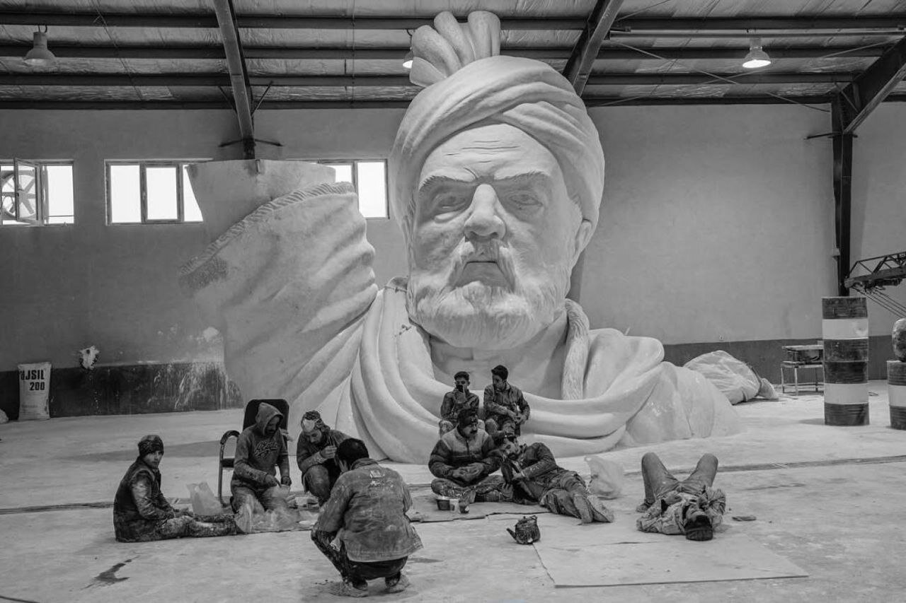 شاهنامه؛ از نقد جدی روشنفکران تا شوخی نازل امپراطور کوزکو