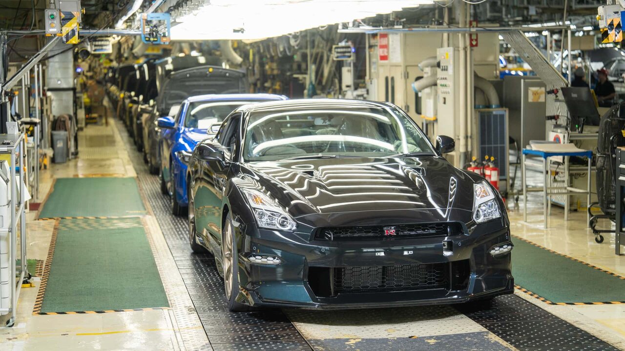 آخرین گودزیلا تولید شد / خداحافظی با افسانه نیسان