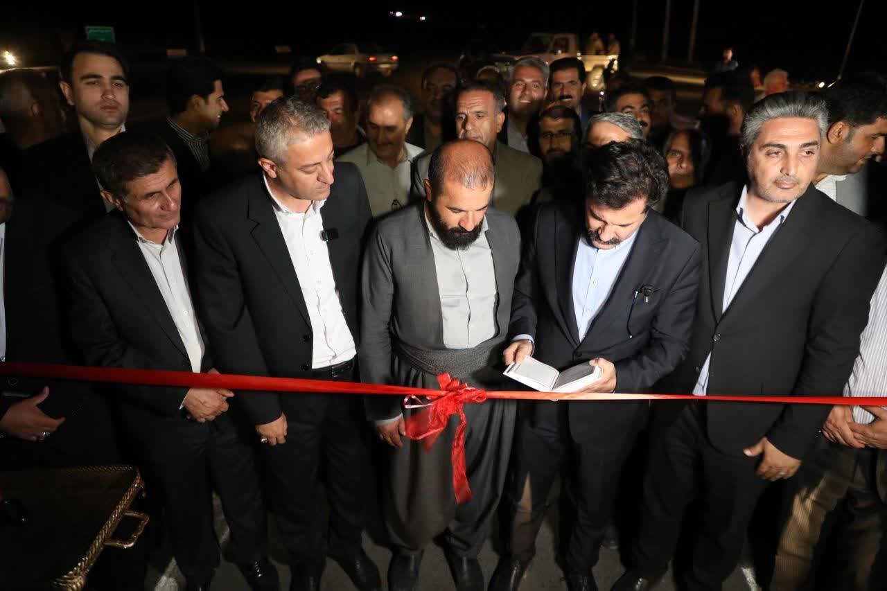 افتتاح پروژههای بهداشتی و درمانی و حوزه راه در آذربایجانغربی با حضور معاون رئیس جمهور