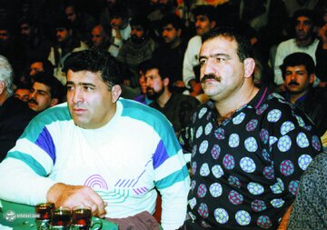 یک ماجرای عجیب درباره پهلوان کشتی ایران؛ سوختهسرایی: حاضرم قلبم را بدهم! یک ماجرای عجیب درباره پهلوان کشتی ایران؛ سوختهسرایی: حاضرم قلبم را بدهم!