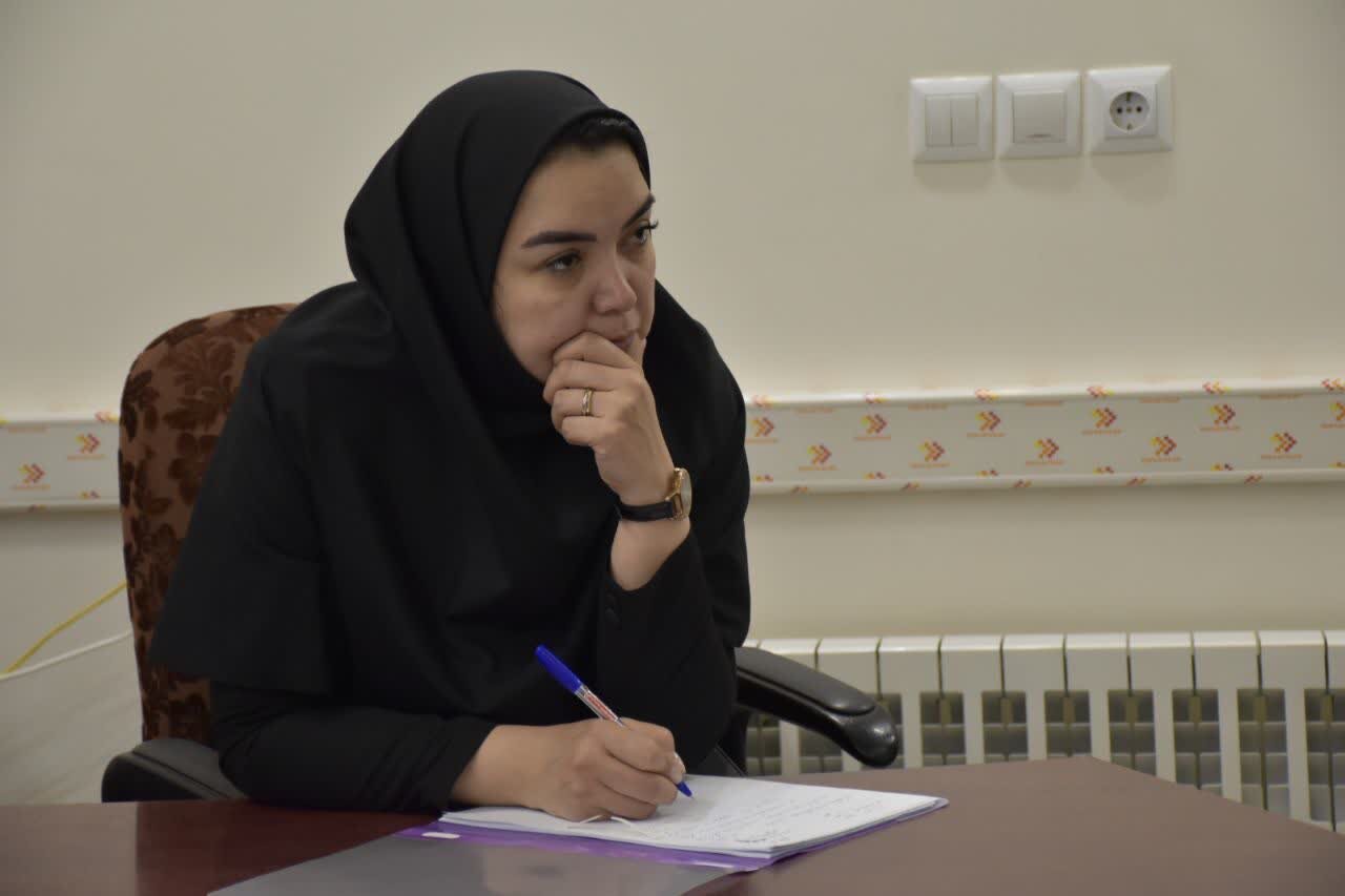 نشست با کارکنان صندوق بازنشستگی استان یزد نشست با کارکنان صندوق بازنشستگی استان یزد