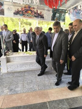 وزیر میراث فرهنگی : زیرساختهای گردشگری لرستان دو برابر افزایش می یابد وزیر میراث فرهنگی : زیرساختهای گردشگری لرستان دو برابر افزایش می یابد