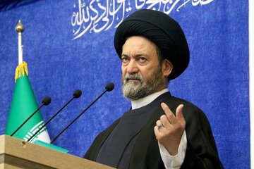 امام جمعه اردبیل: آمریکا و اروپا جز پذیرش « ایران قوی» چاره دیگری ندارند امام جمعه اردبیل: آمریکا و اروپا جز پذیرش « ایران قوی» چاره دیگری ندارند