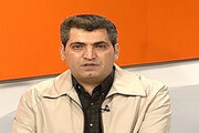 ببینید | منت شوکه‌کننده گزارشگر صداوسیما بر سر مردم: فوتبال مجانی نگاه می‌کنند، غر هم می‌زنند / صداوسیما لطف می‌کند!