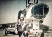 عکس/ محمود اسکندری، خلبان مشهور F-۴ ده روز قبل از فوت؛ سال ۱۳۸۰