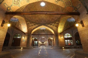 آغاز هفته فرهنگی قزوین / استاندار: قزوین، مهد مفاخر ایران و سنگر هویت ملی است آغاز هفته فرهنگی قزوین / استاندار: قزوین، مهد مفاخر ایران و سنگر هویت ملی است