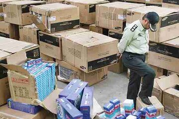 کشف 141 بسته بوتاکس قاچاق از یک ابناری در شهرک ولیعصر