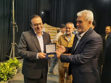 آغاز هفته فرهنگی قزوین / استاندار: قزوین، مهد مفاخر ایران و سنگر هویت ملی است