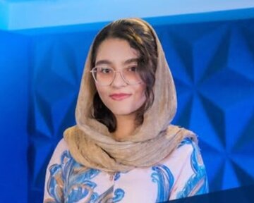 پیشنهاد 300 میلیون تومانی به آترینا فرهمند رتبه اول کنکور علوم تجربی | حاضر نیستم به دانشگاههای تهران بروم؛ من هم ابتدا وسوسه شدم اما...