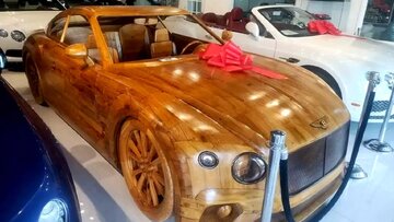 خودروی چوبی، گرانتر از مرسدس بنز و بیامو! /عکس خودروی چوبی، گرانتر از مرسدس بنز و بیامو! /عکس