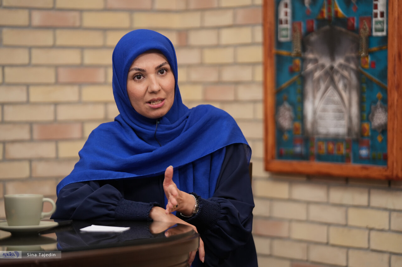 سونامی مرگ هویت ایرانی با کتابهای ترجمهای و بیکیفیت/ شاهنامه منبع الهام «هری پاتر»، «نارنیا» و حتی «بازی تاج و تخت» است
