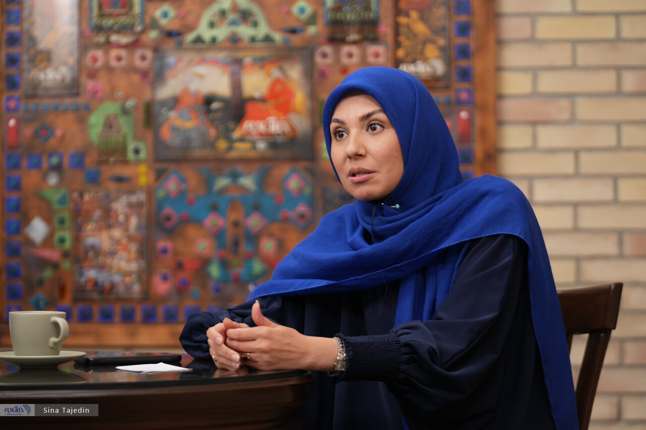 داستان‌نویسی برای کودکان باید به دور از پروپاگاندا باشد/ تاثیر زبان غیرمستقیم نمادها در روایات بحران