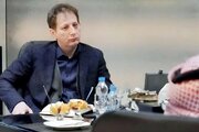 آزادشدن بابک زنجانی و مشغول شدنش به فعالیت اقتصادی کار درستی است اما به شرط اینکه او سوگلی نباشد و کاملا  سالم و شفاف با دیگر سرمایه داران رقابت کند