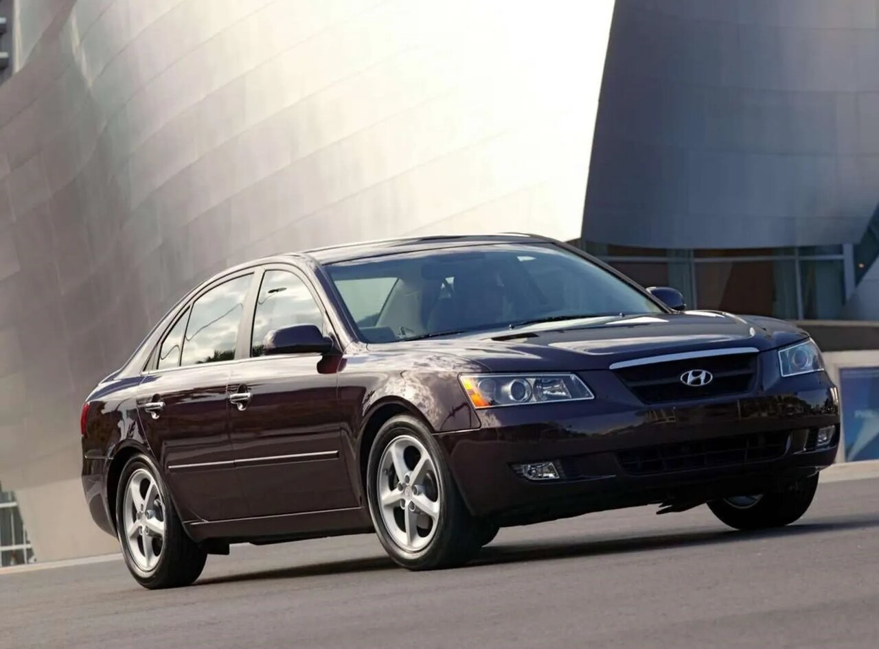 پژو ۴۰۷ هنوز ارزش خرید دارد؟ /عکس