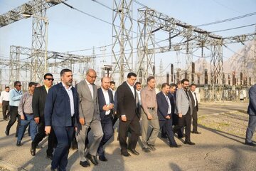 شناسایی ۵ هزار هکتار زمین مستعد برای ساخت نیروگاه خورشیدی در کرمانشاه شناسایی ۵ هزار هکتار زمین مستعد برای ساخت نیروگاه خورشیدی در کرمانشاه