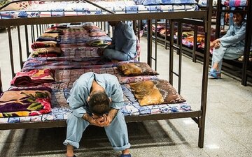 ماجرای فرار معتادان از کمپ ترک اعتیاد در جنگ 12 روزه؛ «400 نفر با دمپایی در بزرگراه از مردم درخواست کمک داشتند؛ یک فاجعه اجتماعی بود»/ فیلم