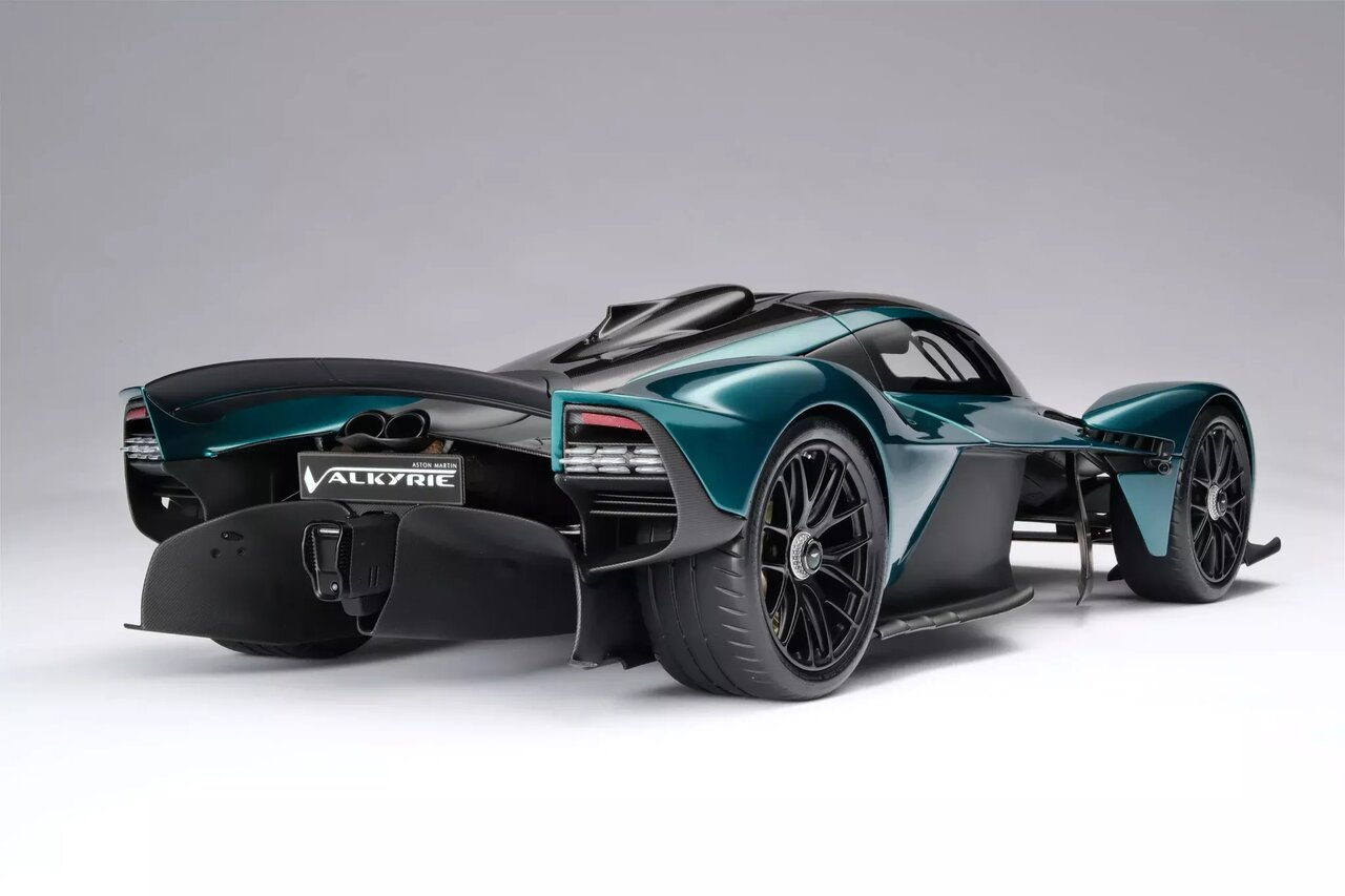 ماکت استون مارتین، گرانتر از شاسیبلند ایران خودرو! /عکس