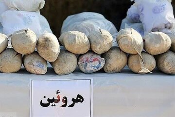 دستگیری قاچاقچی حرفهای با 2.5 کیلوگرم موادمخدر در بزرگراه آزادگان