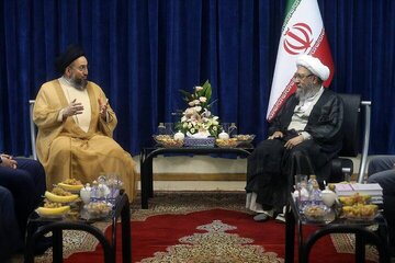 آملی لاریجانی: خیال خام آنانی که نظام بعد از جمهوری اسلامی را در ذهن میپروراندند، نقش بر آب شد