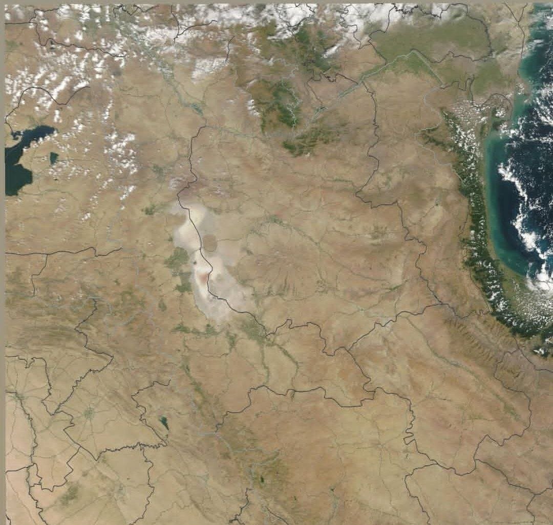 جدیدترین عکس ناسا از دریاچه ارومیه کاملا خشک شده!