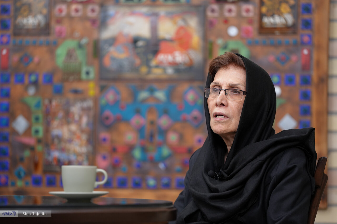 می‌گویند وامصیبتا ازدواج کم شده/ آمار ازدواج و طلاق در ایران نگران کننده نیست/ چشم‌هایشان را روی ورود افغانستانی‌ها به کشور بستند
