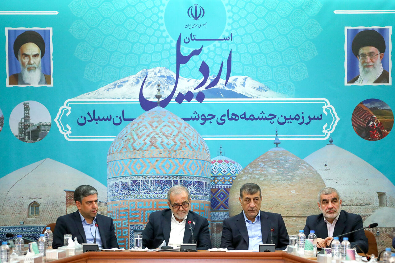 رییس جمهور: مدارس امروز به جای تربیت انسانهای جامعنگر، افراد تکبعدی پرورش دادهاند