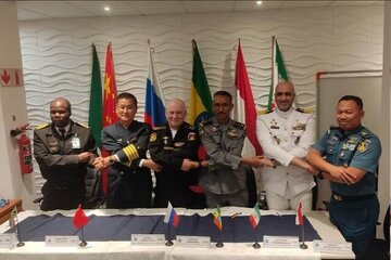 جزئیاتی از برگزاری رزمایش کشورهای دریایی عضو بریکس با حضور نیروی دریایی ارتش و سپاه جزئیاتی از برگزاری رزمایش کشورهای دریایی عضو بریکس با حضور نیروی دریایی ارتش و سپاه