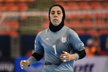 عکس | بمب جدید استقلال؛ دروازهبان تیم ملی آبیپوش شد!