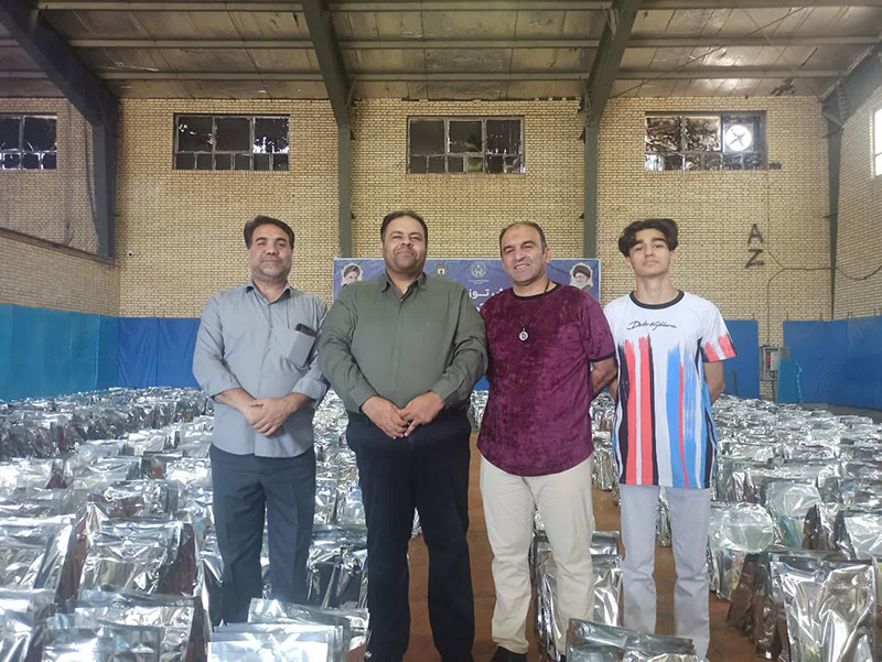 از توزیع ۶۵۰۰ بسته لوازمالتحریر تا حضور ۷۵ دندانپزشک جهادی / دکتر عبدالملکی: «ما نوکر مردمیم، زکات علممان را در اختیارشان میگذاریم»