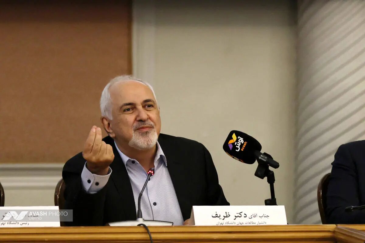 کیهان: اینکه ظریف گفته مردم از موشک مهم ترند حرف درستی است به شزطی که او نگوید!