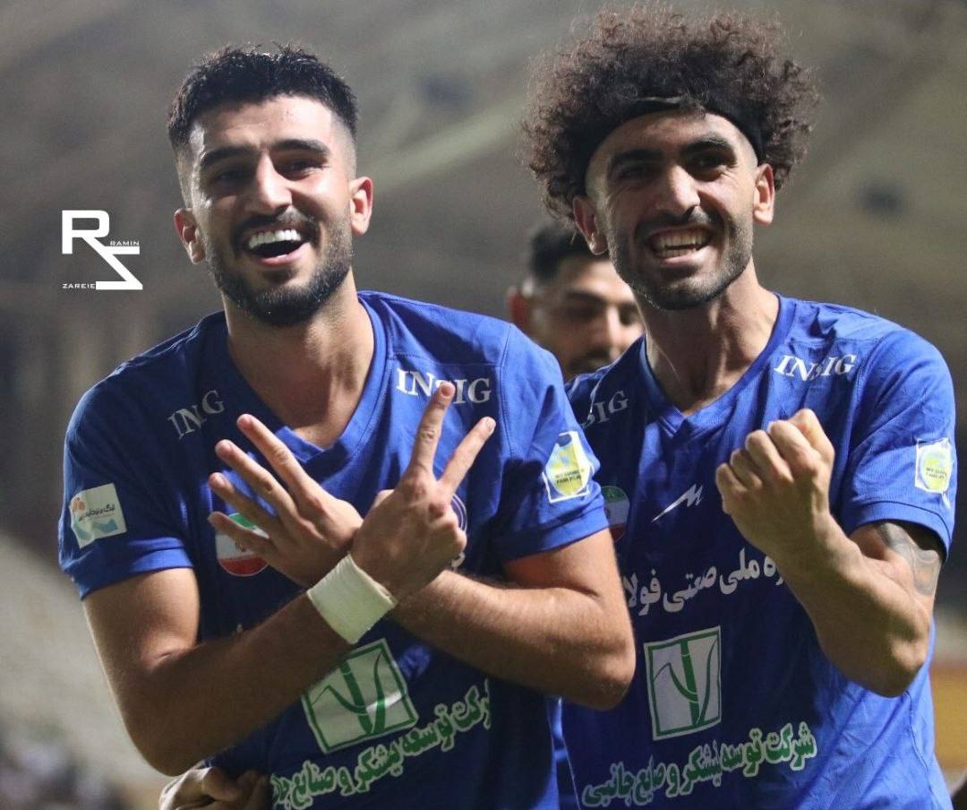 عکس | کریخوانیهای پشت سر هم ستاره پرسپولیسی استقلال خوزستان برای استقلال 2