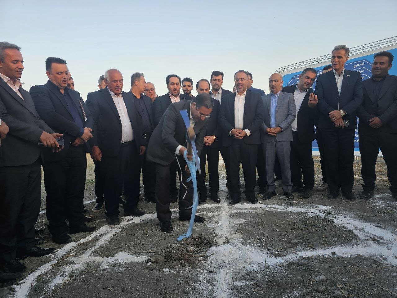 ترانزیت جادههای کشور در اختیار صنایع ارومیه با کلنگزنی واحد تولیدی تریلرسازی در ۹ کلاس