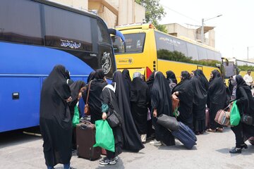 اعزام مددجویان کمیته امداد هرمزگان به مشهد مقدس