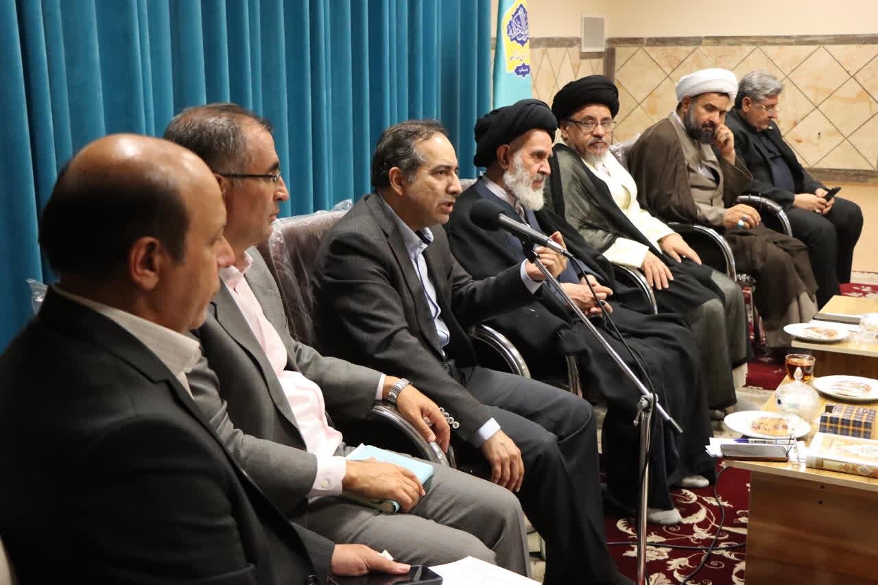 عقب‌نشینی دولت به نفع صنوف و بخش خصوصی