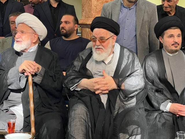 اولین حضور مهدی کروبی در یک مراسم عمومی / سیدمحمد خاتمی و سیدحسن خمینی هم بودند + عکس 2
