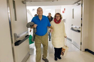 رکوردشکنی تاریخی: مرد آمریکایی گیرنده کلیه خوک، پس از شش ماه هنوز زنده است رکوردشکنی تاریخی: مرد آمریکایی گیرنده کلیه خوک، پس از شش ماه هنوز زنده است