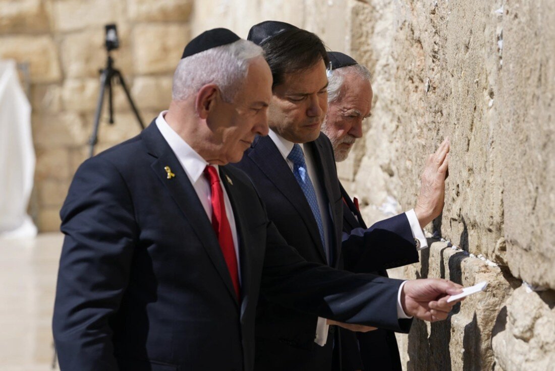 یورش روبیو و نتانیاهو به دیوار البراق: این اتحادی به محکمی و استواری سنگهای دیوار ندبه است که ما همین الان لمس کردیم / عکس