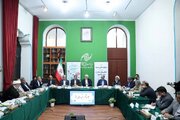 دعوت عارف از هنرمندان خارج نشین برای بازگشت به ایران/ زندگی یک هنرمند عزیز ایرانی در لس‌آنجلس نمی‌چرخد و برای امرار معاش در آثار دست چندم بازی می‌کند