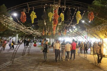 هشتمین جشنواره انگور ارومیه