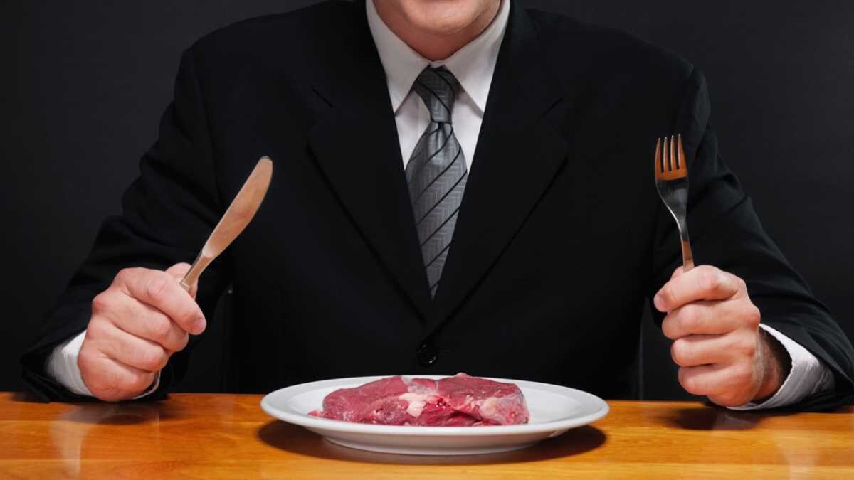 از گوشت خوک تا حشرات؛ چرا برخی غذاها در فرهنگها ممنوعاند؟