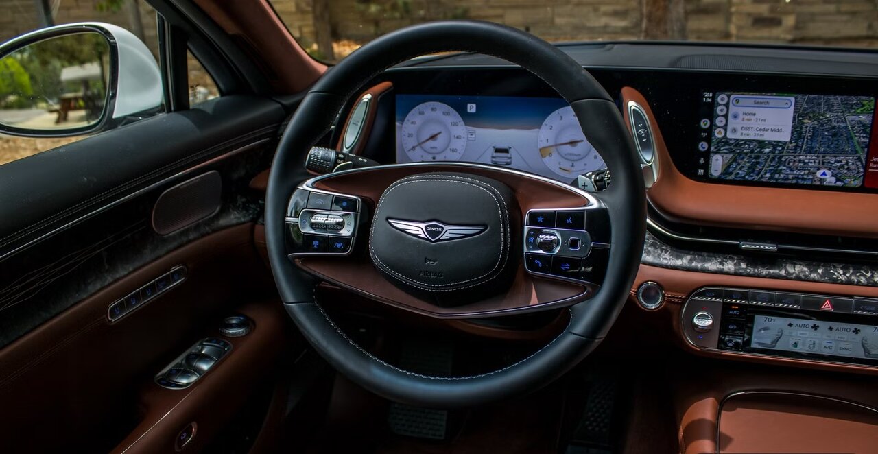 از رولزرویس تا مرسدسبنز و لکسوس | رقابت لوکسترینها برای جلب توجه