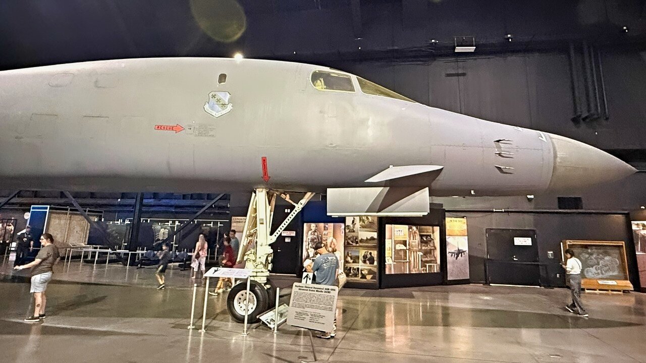 بمب‌افکن B-1B پیامی برای نیروی هوایی آمریکا دارد