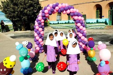 ۲ هزار و ۷۳۰ دانش‌آموز کلاس اولی قشم در انتظار بازگشایی مدارس