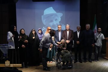 آخرین عکس‌ها از ثمینه باغچه‌بان که امروز در 97 سالگی درگذشت